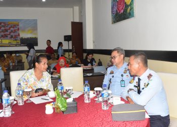 Dukung Upaya Meningkatkan Kebanggaan Membangun dan Mencintai Merek Indonesia, Kepala Kantor Imigrasi Sorong Hadiri Diseminasi Merek dengan tema “One Village One Brand”