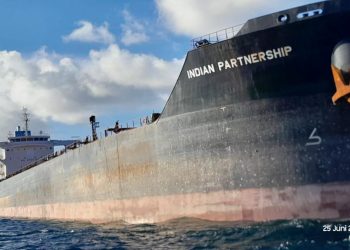 Sempat Karam, Imigrasi Sorong Lakukan Pemeriksaan Keimigrasian Keberangkatan MV INDIAN PARTNERSHIP