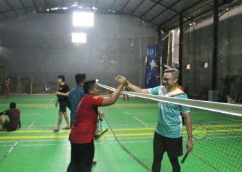 Kantor Imigrasi Sorong, Lembaga Pemasyarakatan Sorong, dan Balai Pemasyarakatan Sorong Bersaing Sengit dalam Turnamen Bulutangkis Peringati Hari Kemenkumham RI Ke-78