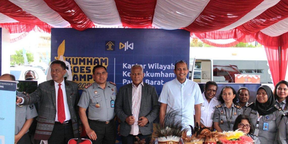 Imigrasi Sorong Turut Serta Dalam Giat Kumham Goes To Campuss