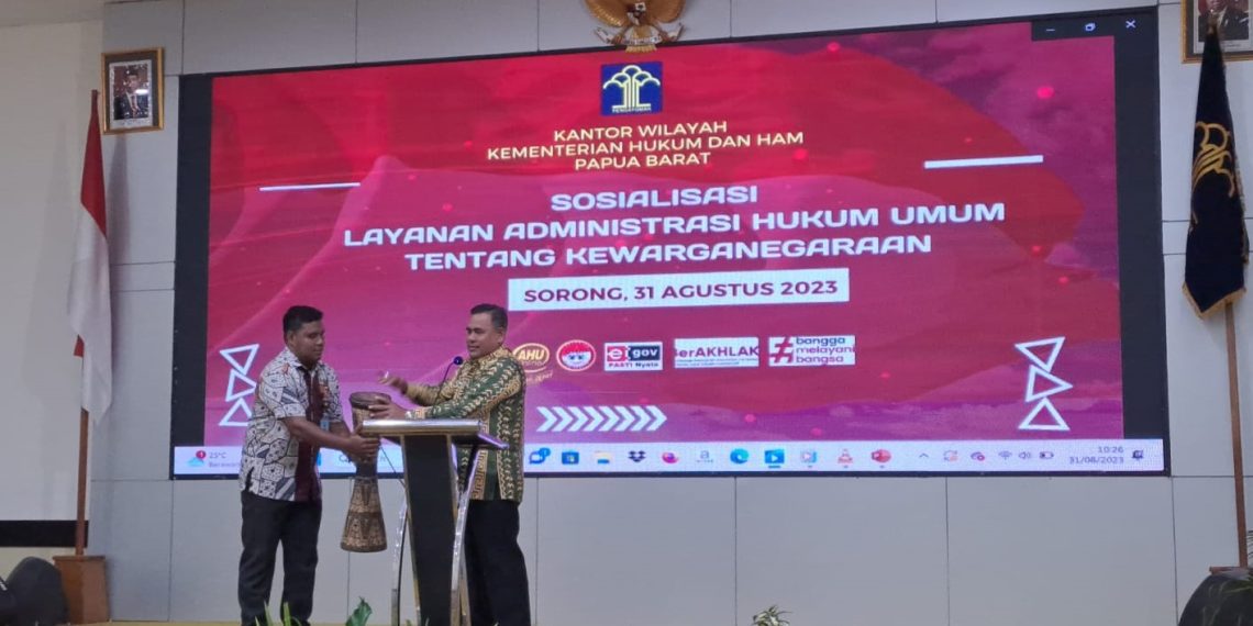Imigrasi Sorong Ikuti Sosialisasi Layanan Administrasi Hukum Umum tentang Kewarganegaraan