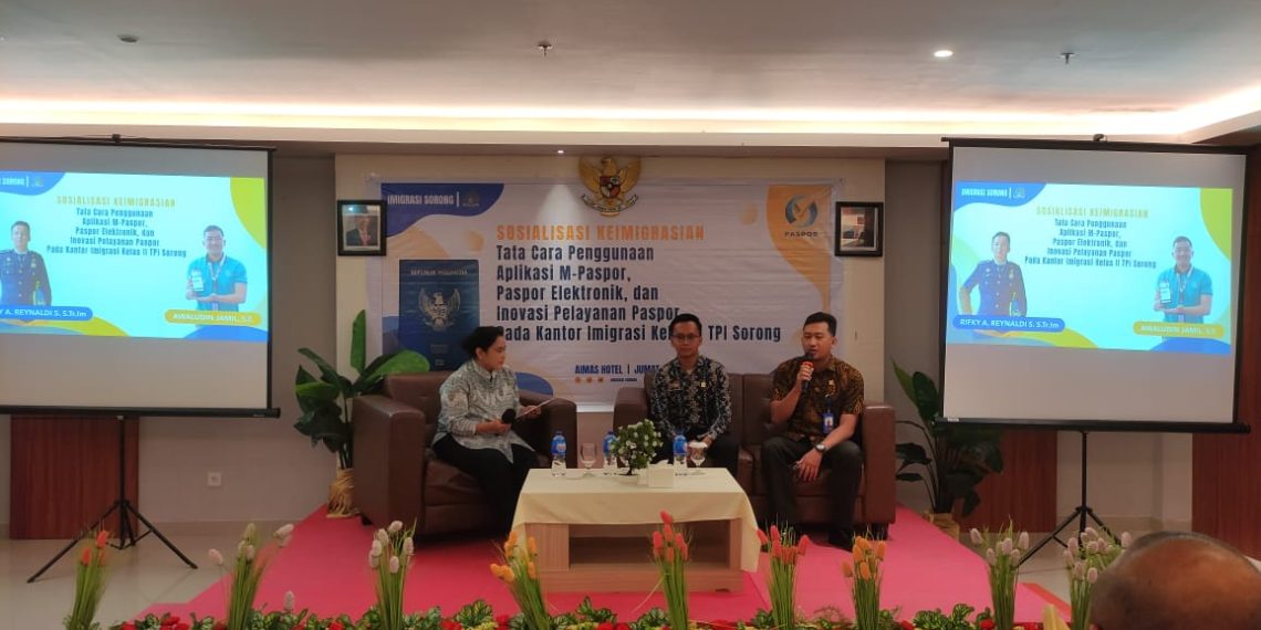 Imigrasi Sorong Gelar Sosialisasi Aplikasi M-Paspor dan Paspor Elektronik Di Kabupaten Sorong