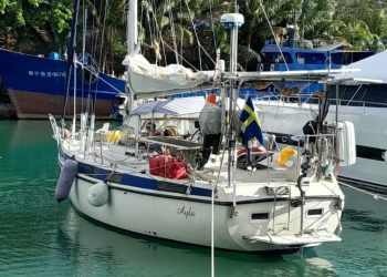 Imigrasi Sorong Lakukan Pemeriksaan Keimigrasian Penumpang Yacht SY. AYLA