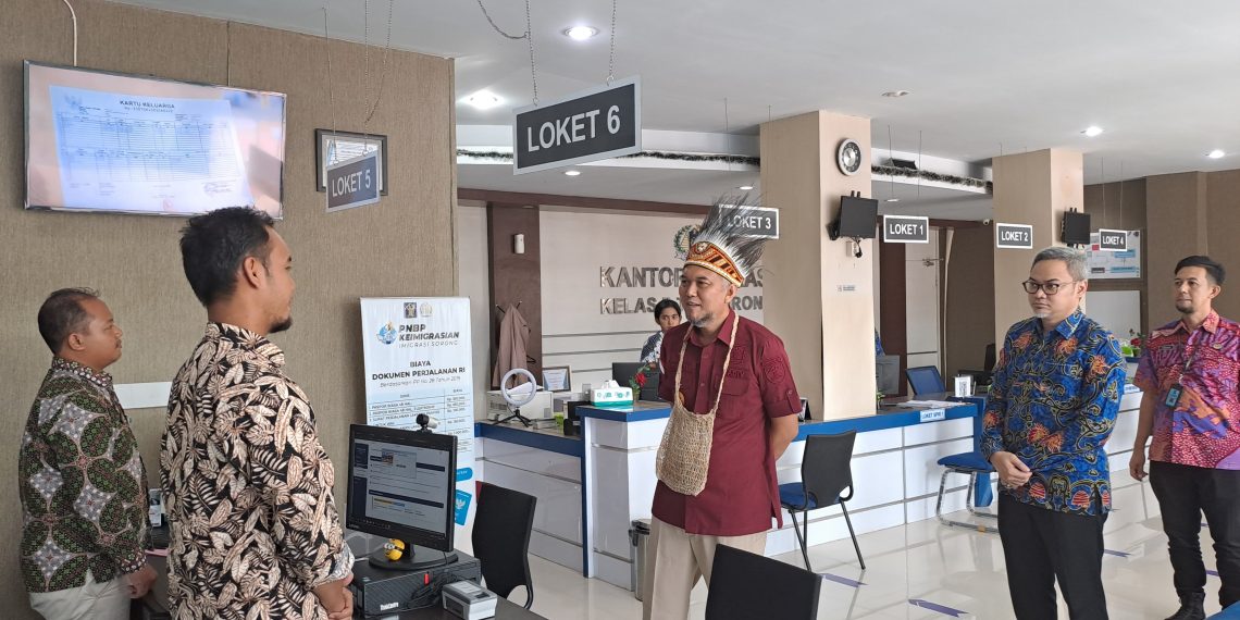 Kunjungi Kantor Imigrasi Sorong, Kadivim Berikan Arahan Dalam Peningkatan Kualitas Pelayanan