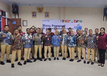 Eazy Passport di Poltekpel Sorong, Imigrasi Sorong Layani 80 Pemohon