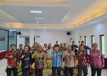 Kakanwil Berikan Pengarahan dan Penguatan Pembangunan ZI di Kantor Imigrasi Sorong