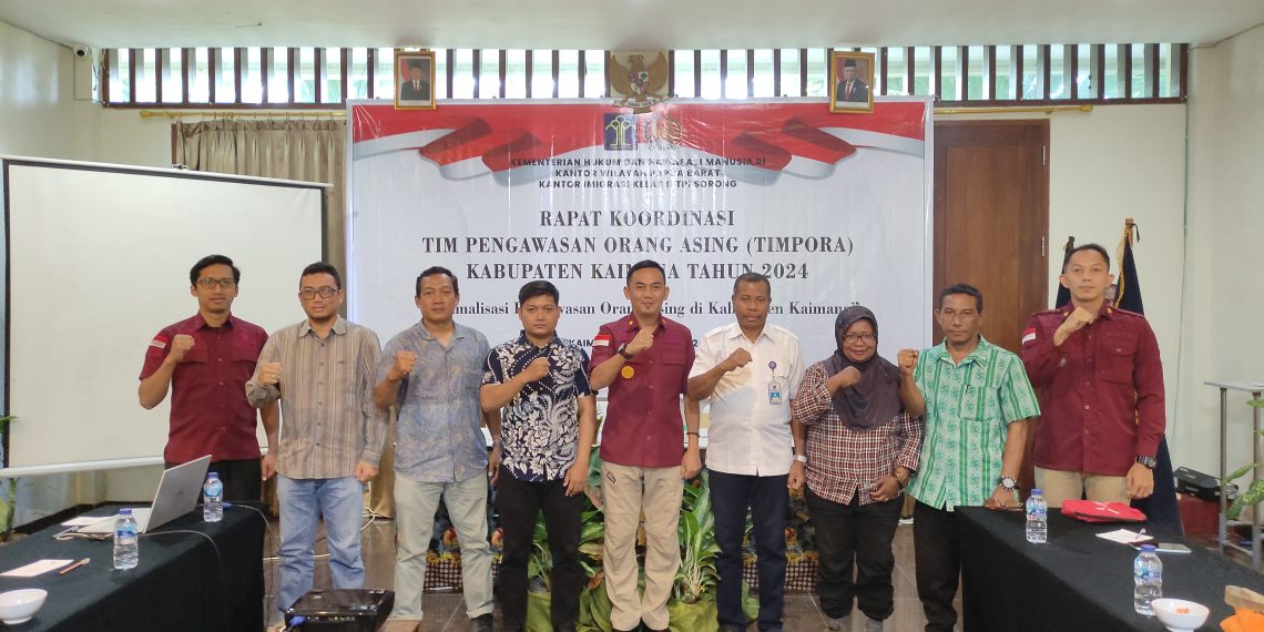 Tingkatkan Pengawasan Orang Asing, Imigrasi Sorong Gelar Rapat TIMPORA di Kaimana