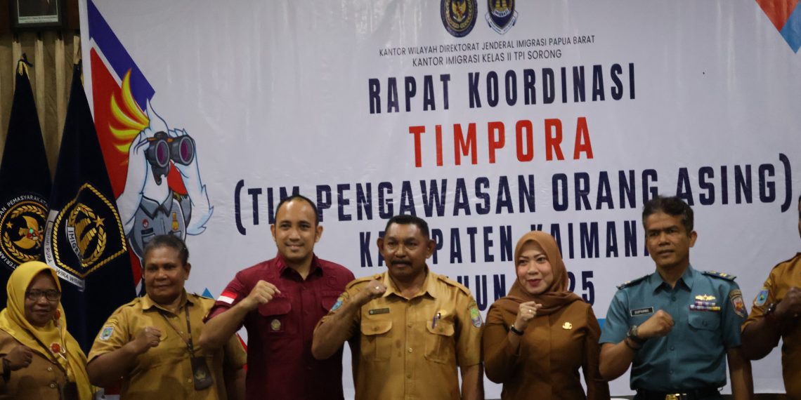 Imigrasi Sorong Melaksanakan Rapat Koordinasi Tim Pengawasan Orang Asing (TIMPORA) Tahun 2025 di Kabupaten Kaimana