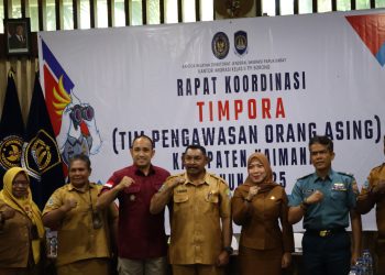 Imigrasi Sorong Melaksanakan Rapat Koordinasi Tim Pengawasan Orang Asing (TIMPORA) Tahun 2025 di Kabupaten Kaimana