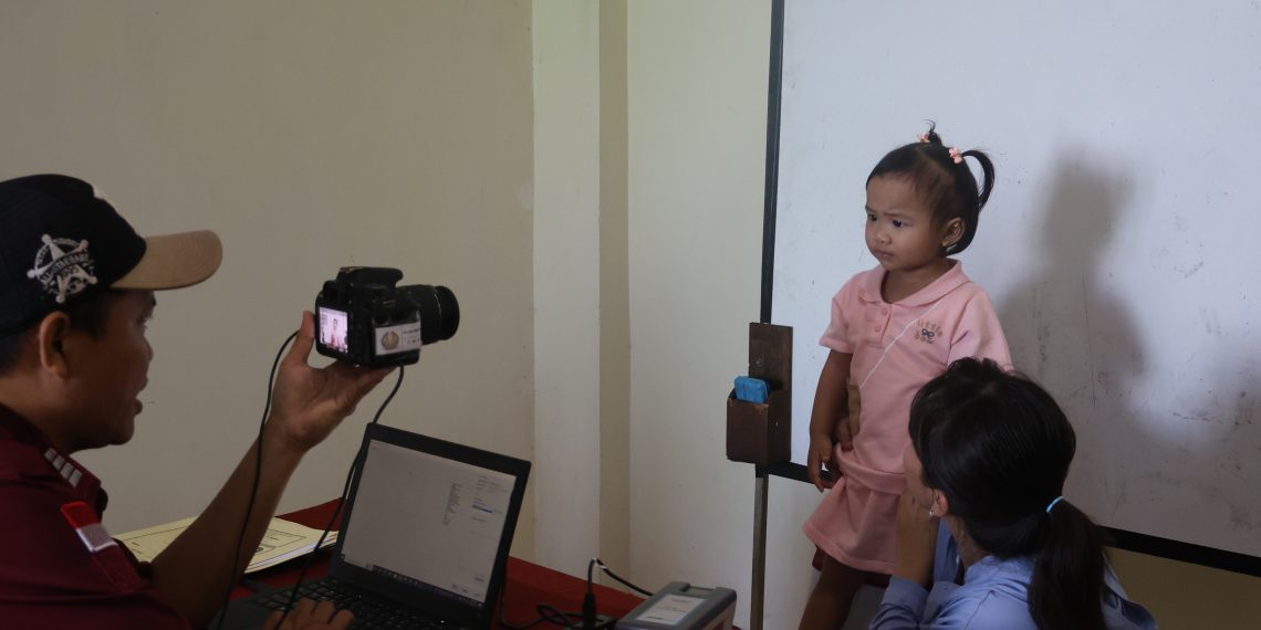 Imigrasi Sorong Laksanakan Layanan Eazy Passport di Kabupaten Fakfak