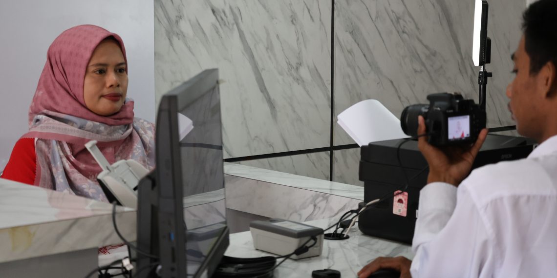 Imigrasi Sorong Melaksanakan Program Paspor Merdeka