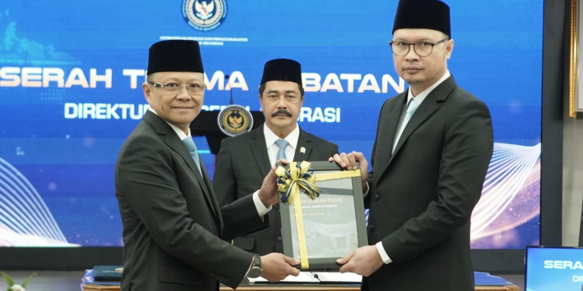 Menteri Imipas Lantik Dirjen Imigrasi serta Staf Ahli Menteri Bidang Pelayanan Publik dan Reformasi Hukum