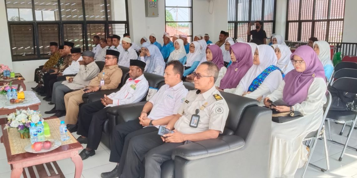 Kantor Imigrasi Sorong Hadiri Pelepasan Jamaah Haji Kabupaten Sorong Tahun 1447 H / 2026 M