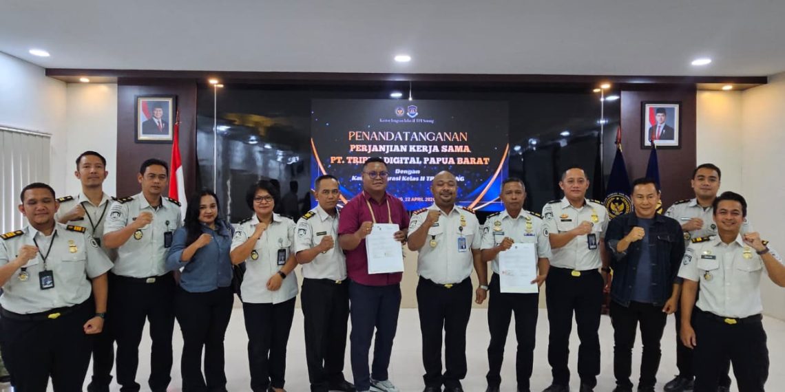 Penandatanganan Kerja Sama PT Tribun Digital Papua Barat dengan Kantor Imigrasi Kelas II TPI Sorong