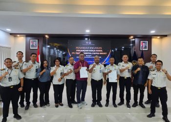 Penandatanganan Kerja Sama PT Tribun Digital Papua Barat dengan Kantor Imigrasi Kelas II TPI Sorong