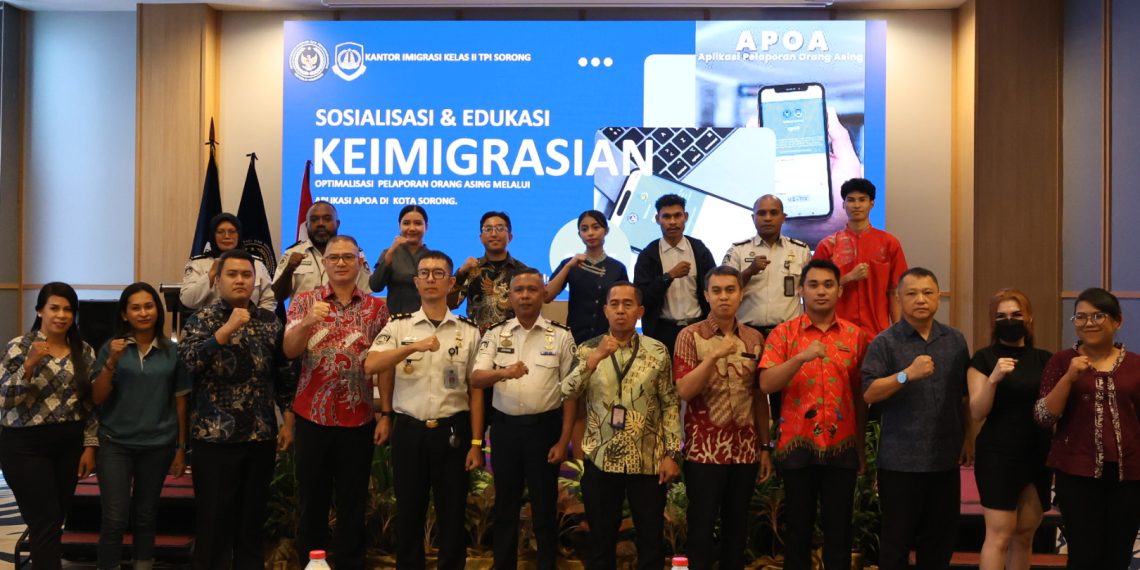 Kantor Imigrasi Kelas II TPI Sorong Gelar Sosialisasi Optimalisasi Pelaporan Orang Asing Melalui Aplikasi APOA